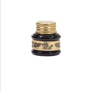 | Pretty Vulgar |The ink gel eyeliner